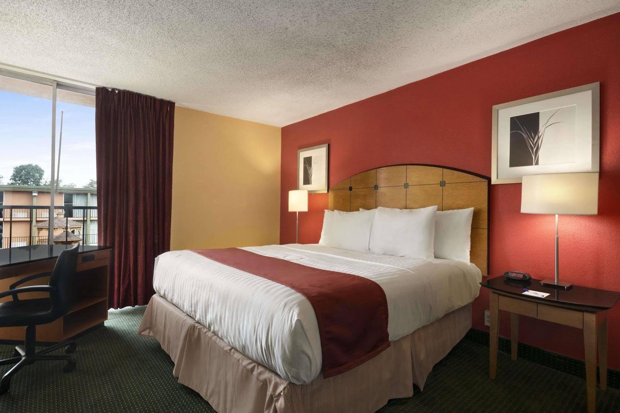 Baymont By Wyndham Salem Roanoke Area Hotel Ngoại thất bức ảnh